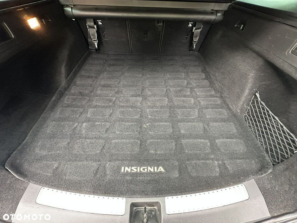 Opel Insignia - 26