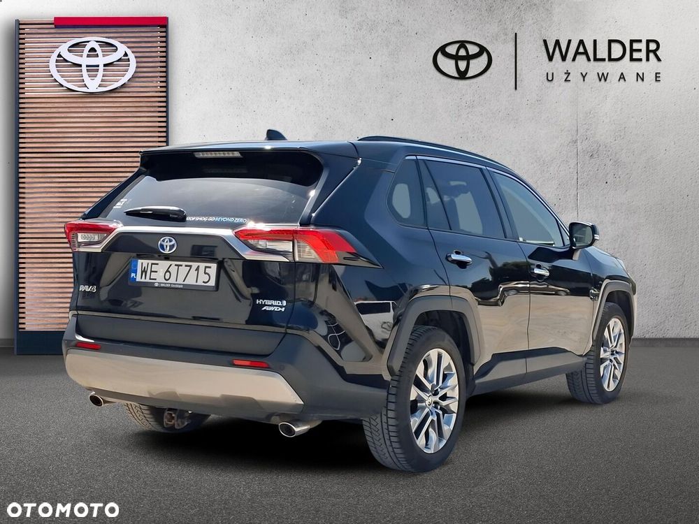 Toyota RAV4 - 6