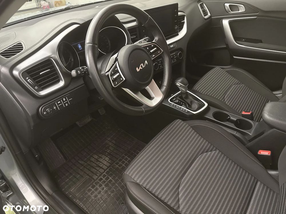 Kia Ceed 1.5 T-GDI M DCT - 10