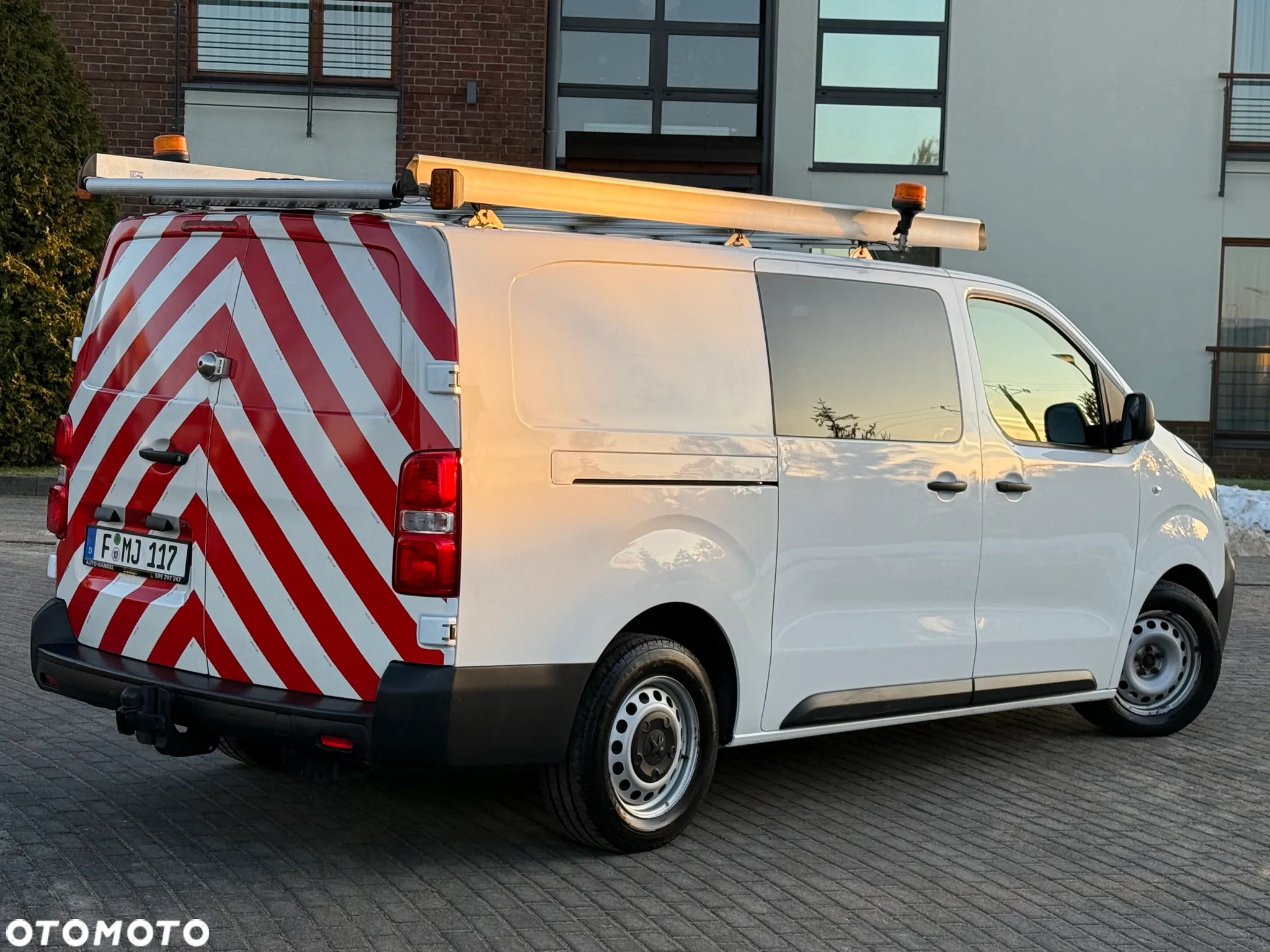 Peugeot Expert - 9
