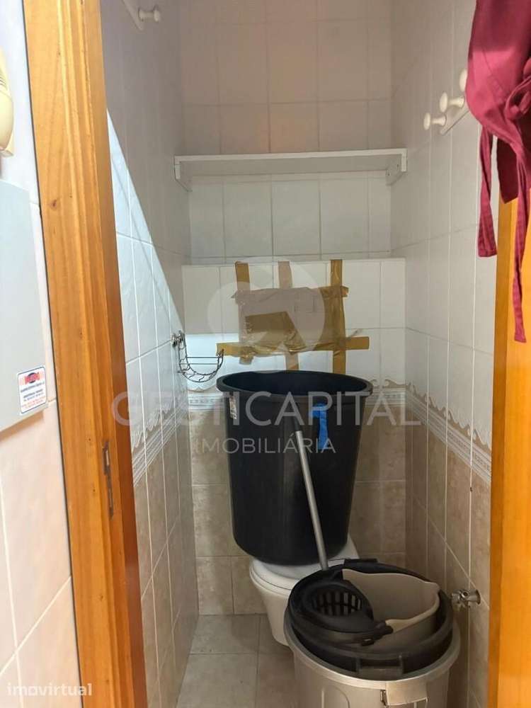 Espaço comercial equipado para restauração no centro do Marco de Canav - Grande imagem: 4/12