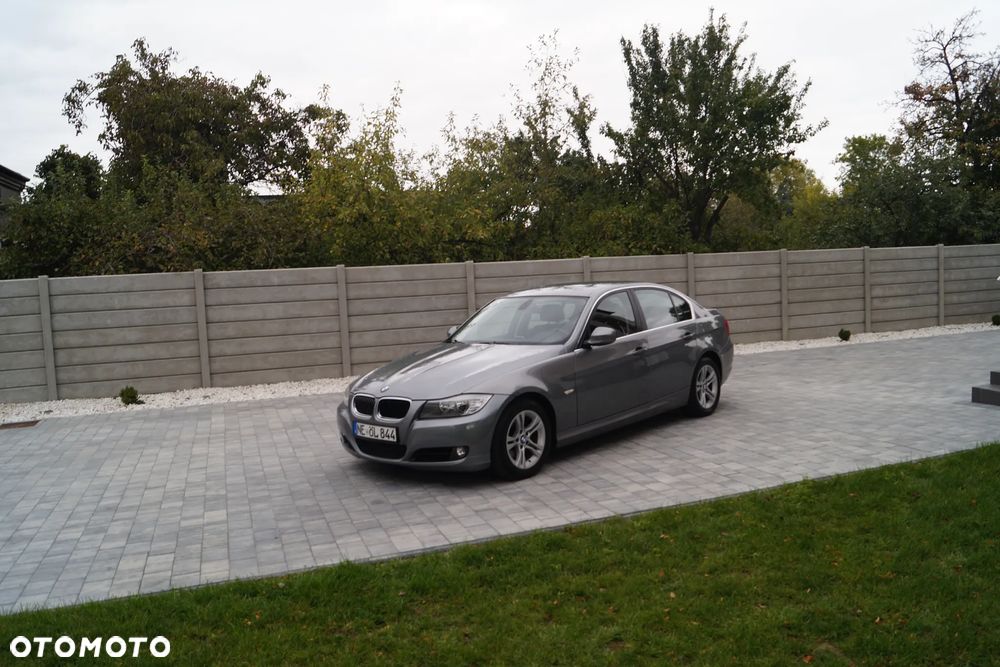 BMW Seria 3 325i - 31