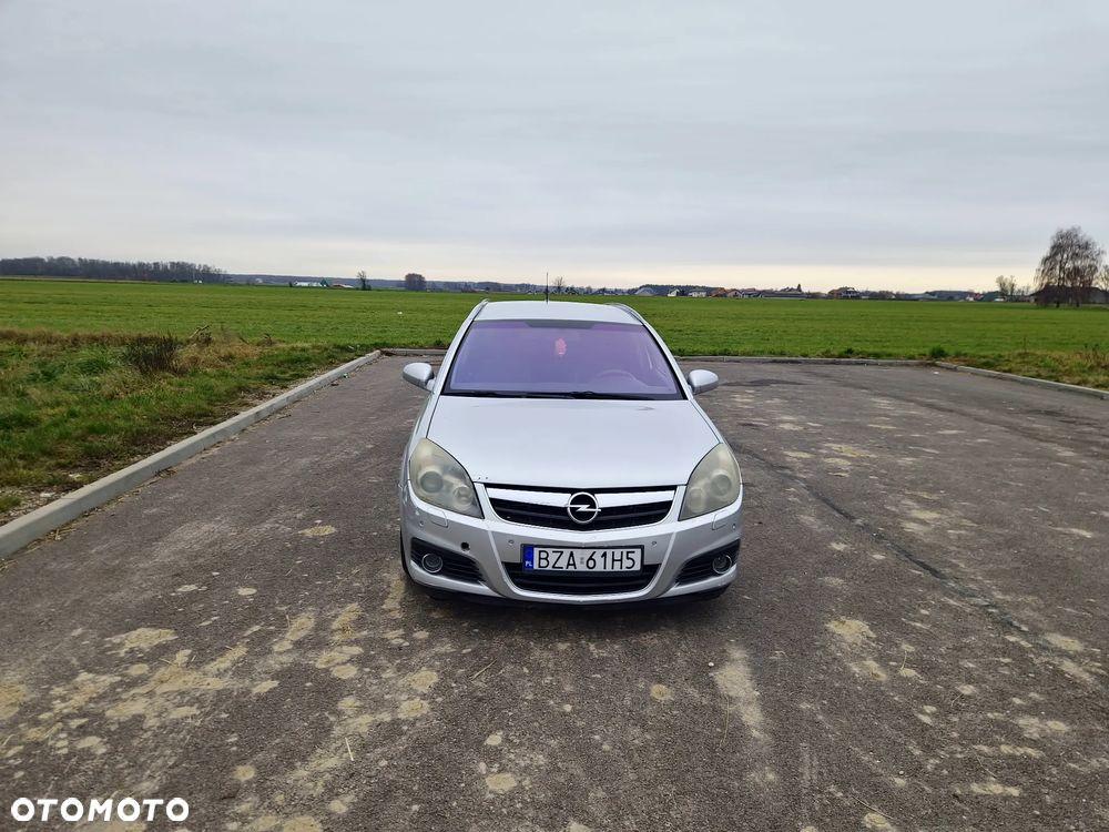 Opel Signum 3.0 V6 CDTI Cosmo - 1