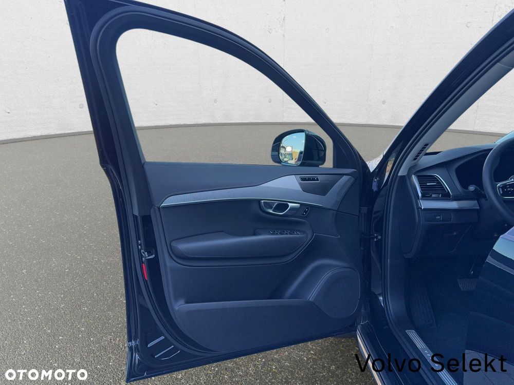 Volvo XC 90 - 12