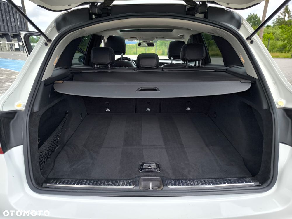 Mercedes-Benz GLC 300 4-Matic - 16