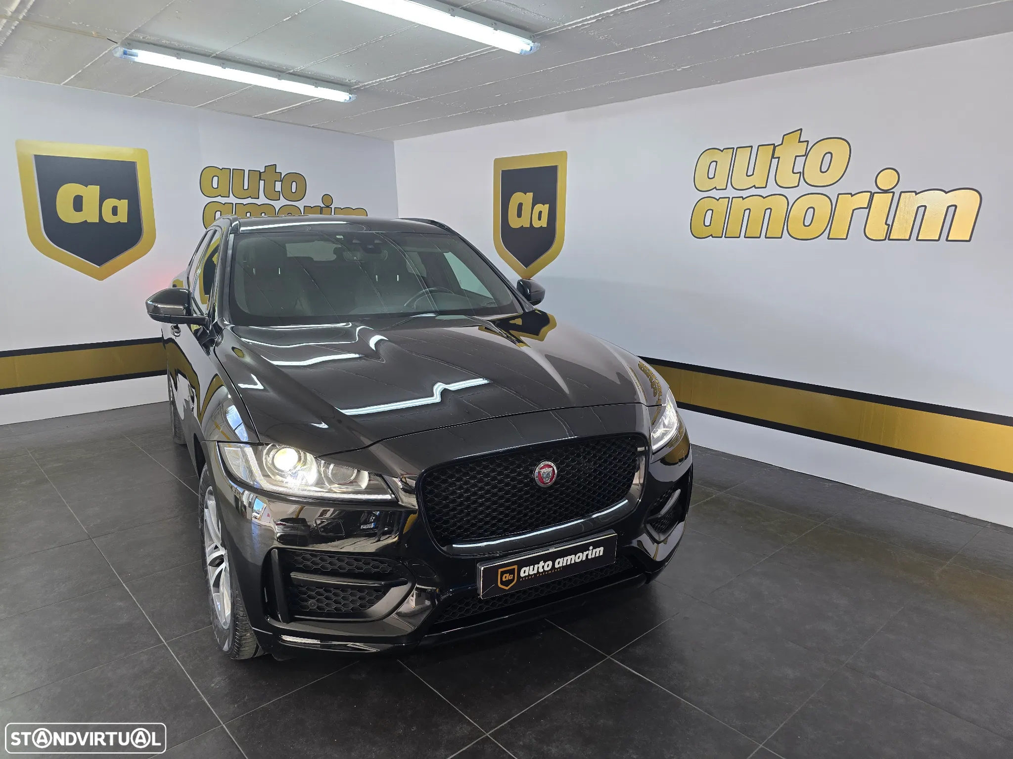 Jaguar F-Pace 2.0 i4D R-Sport Aut. - 6