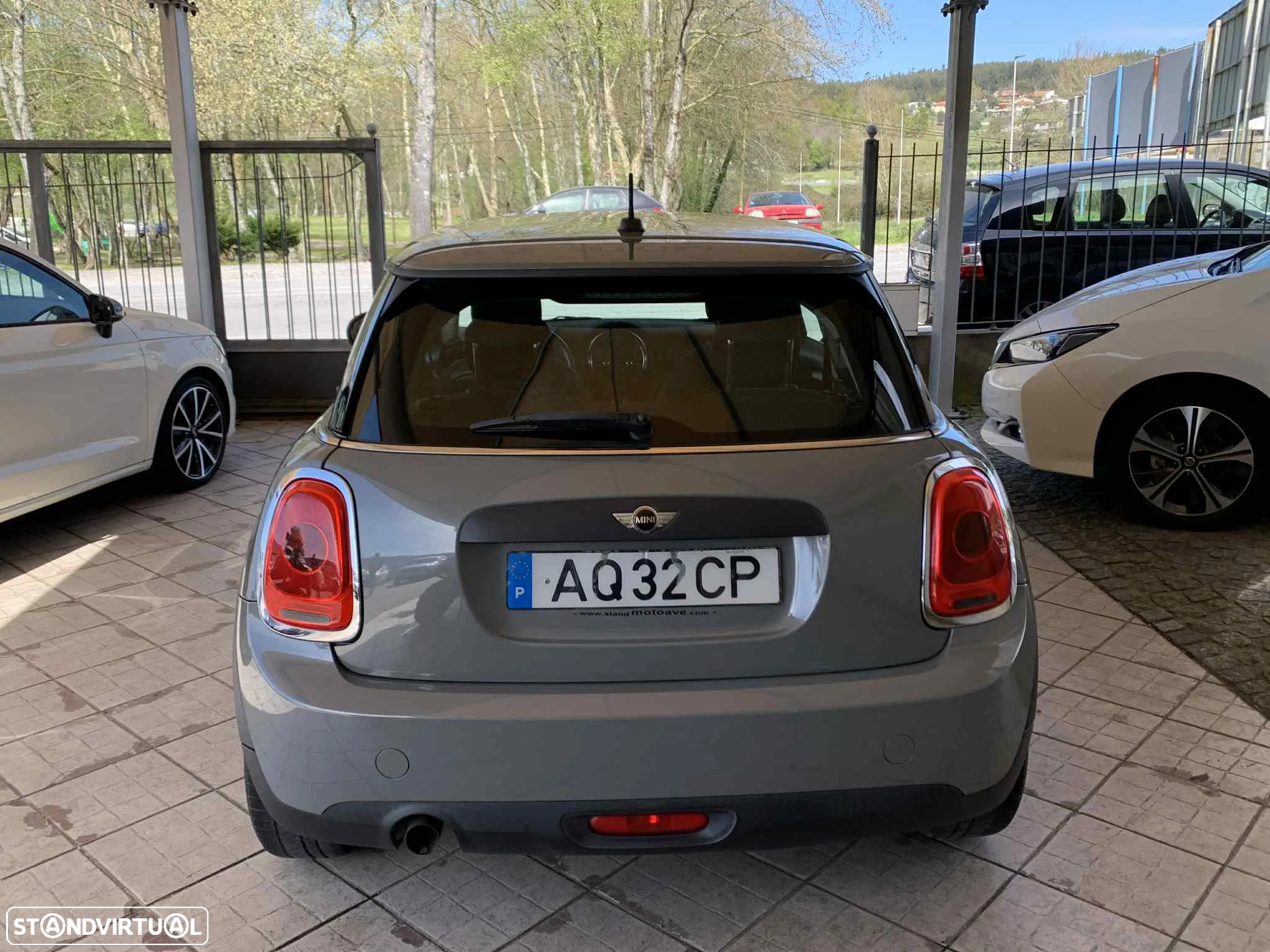 MINI 3 Portas One D - 3