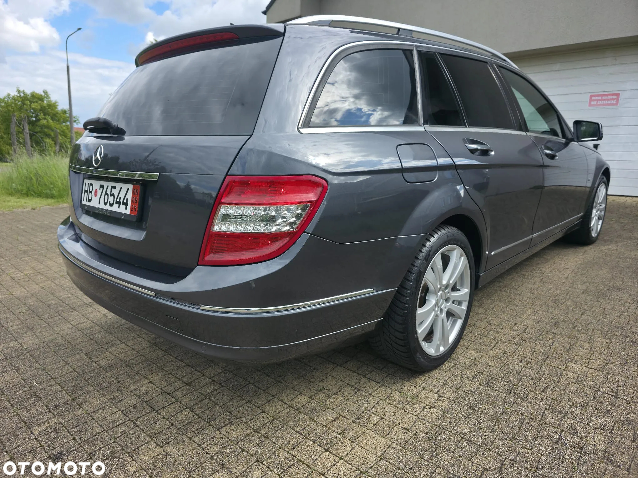 Mercedes-Benz Klasa C 180 T Kompressor Automatik BlueEFFICIENCY - 21