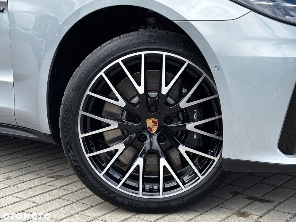 Porsche Panamera - 11
