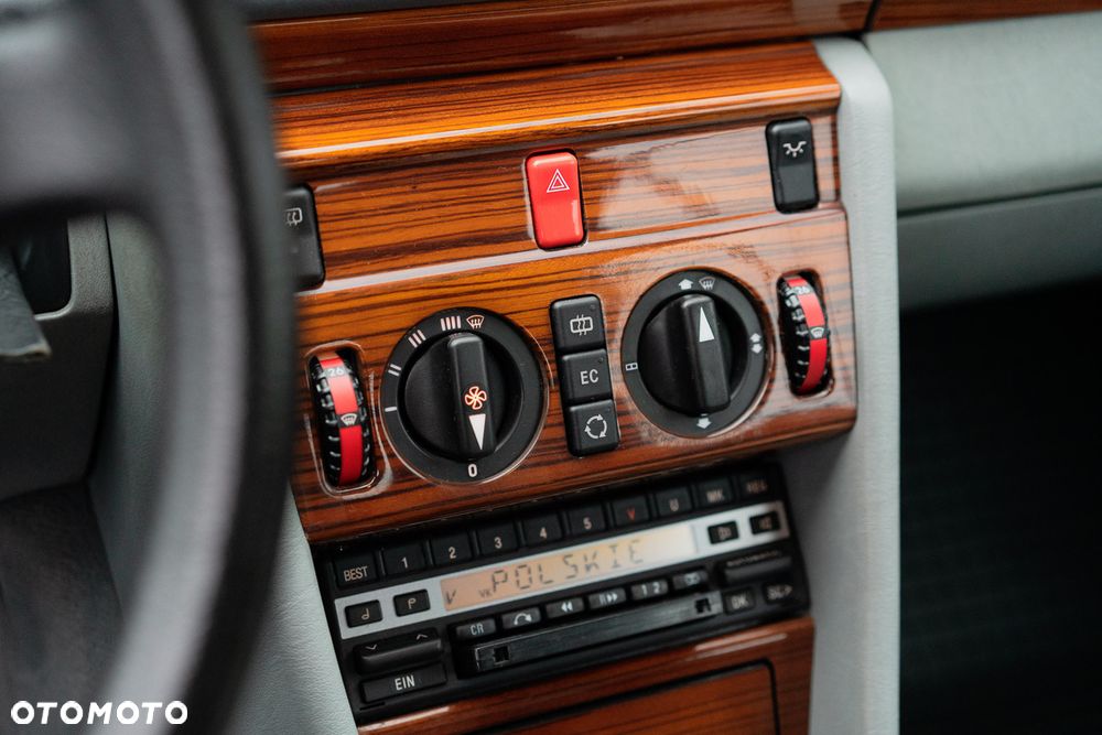 Mercedes-Benz W124 (1984-1993) - 20