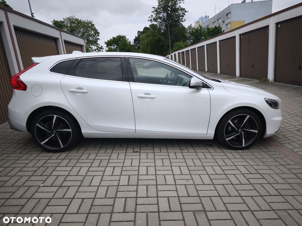 Volvo V40 D4 RDesign - 9
