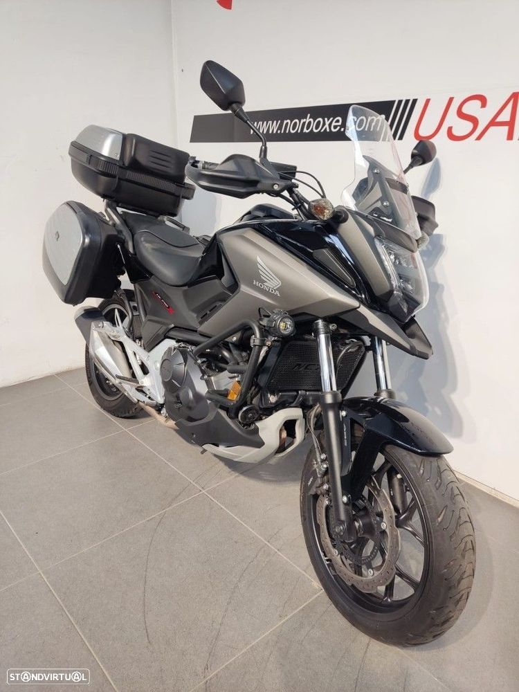 Honda NC750X Manual - 3