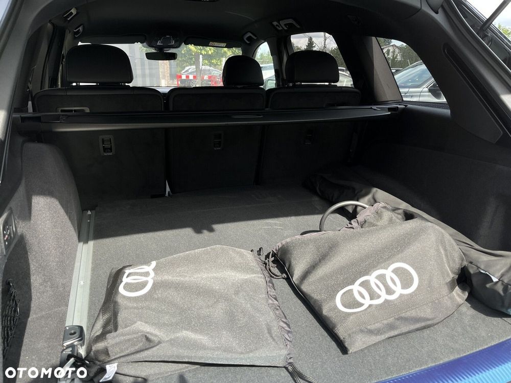 Audi Q7 - 11