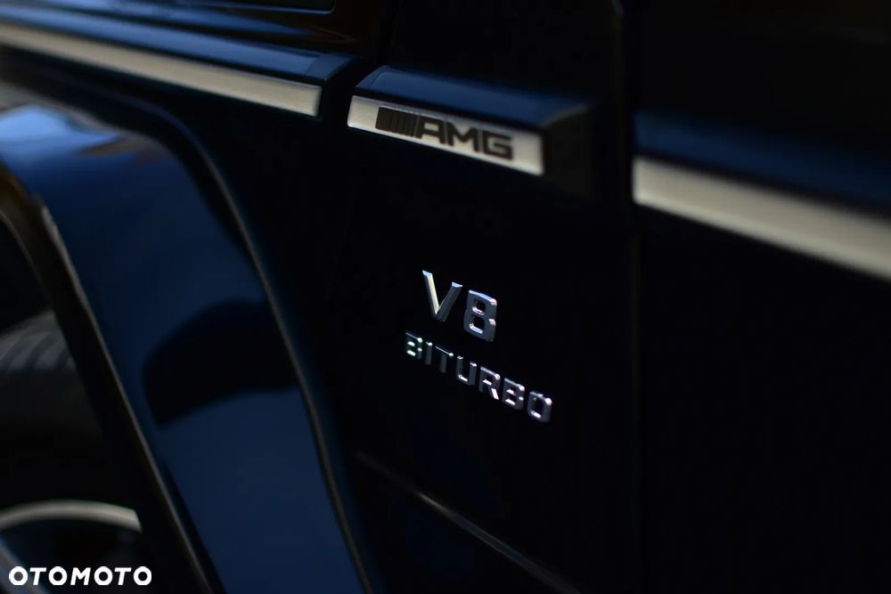 Mercedes-Benz Klasa G 63 AMG AMG SPEEDSHIFT 7G-TRONIC - 16