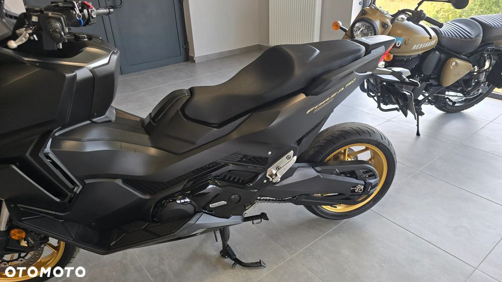 Honda NSS - 9