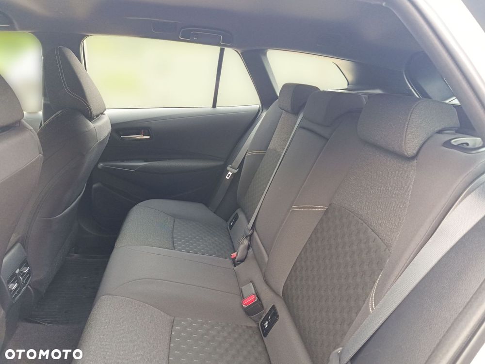 Toyota Corolla 1.8 Hybrid Comfort - 16