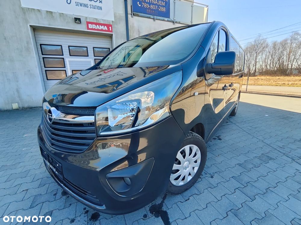 Opel Vivaro - 1