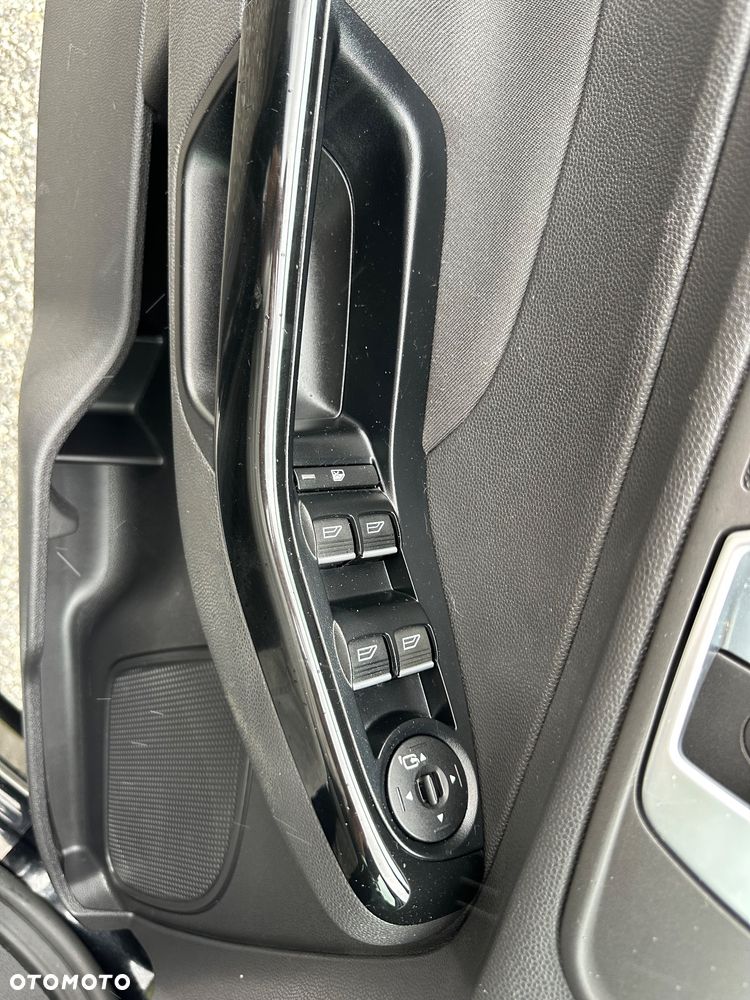 Ford Fiesta 1.0 EcoBoost Platinium X ASS - 28