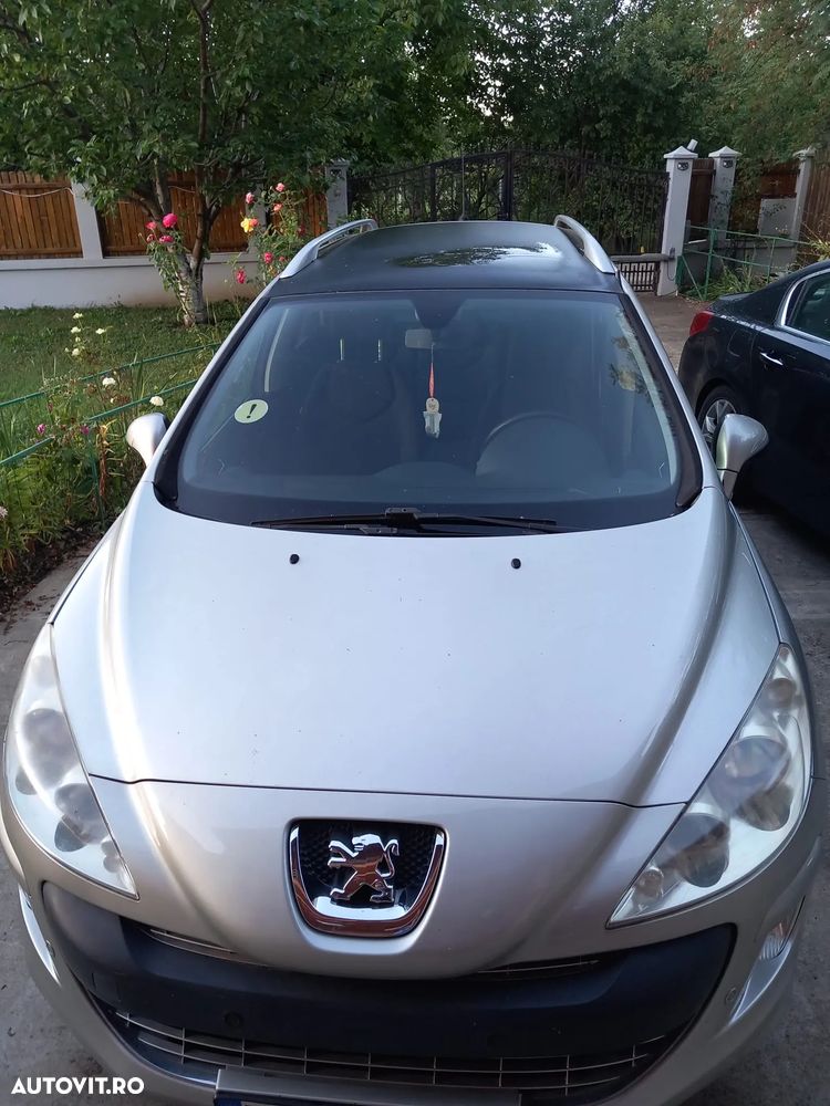 Peugeot 308 1.6E Confort Pack - 1