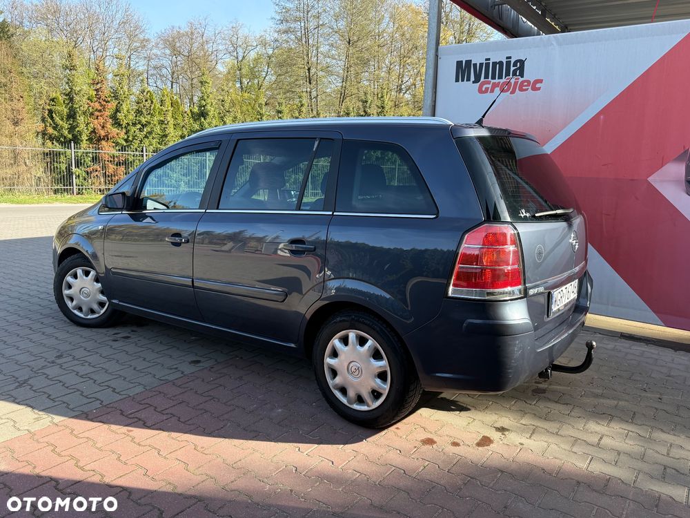 Opel Zafira 1.6 - 7