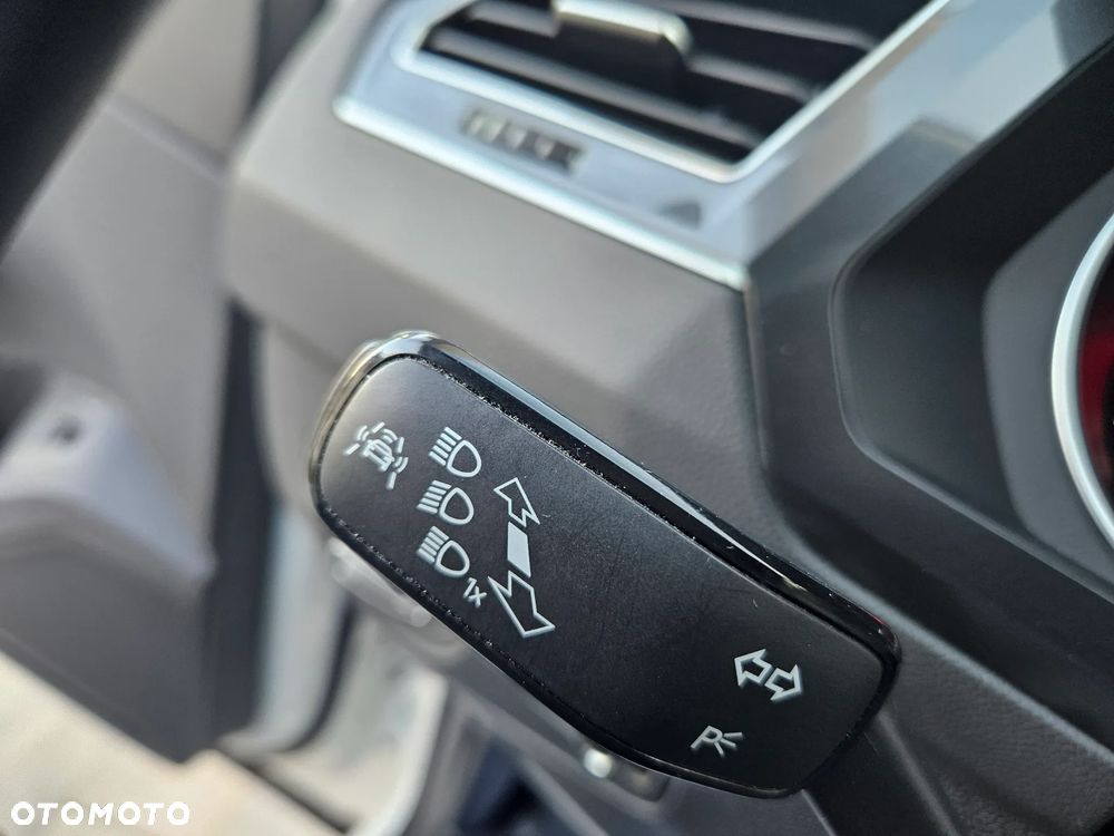 Volkswagen Tiguan - 36