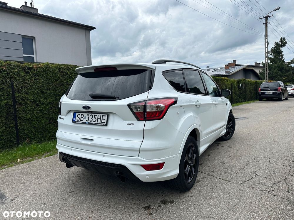 Ford Kuga 2.0 TDCi AWD ST-Line - 4
