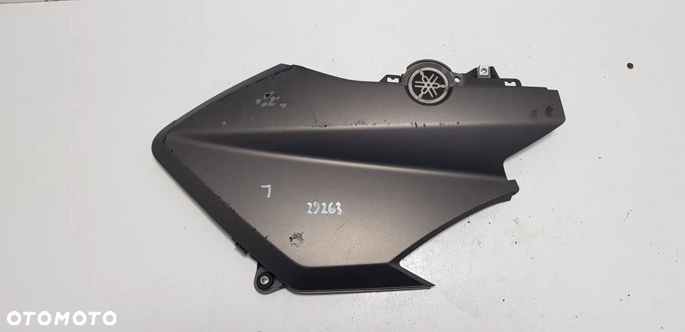Yamaha X-MAX 125 Bok Boczek Owiewka Lewa 14-17 - 2