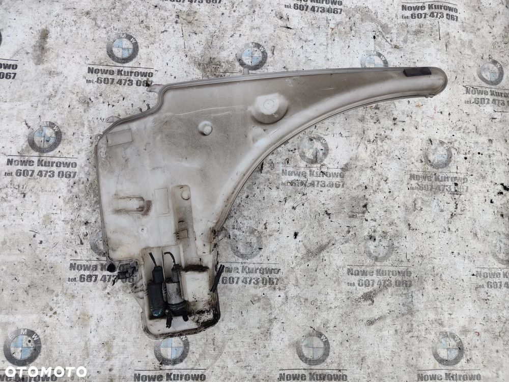 BMW E87 E91 Zbiornik płynu spryskiwaczy z pompkami - 2