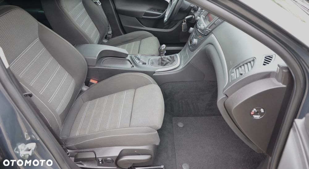 Opel Insignia - 20
