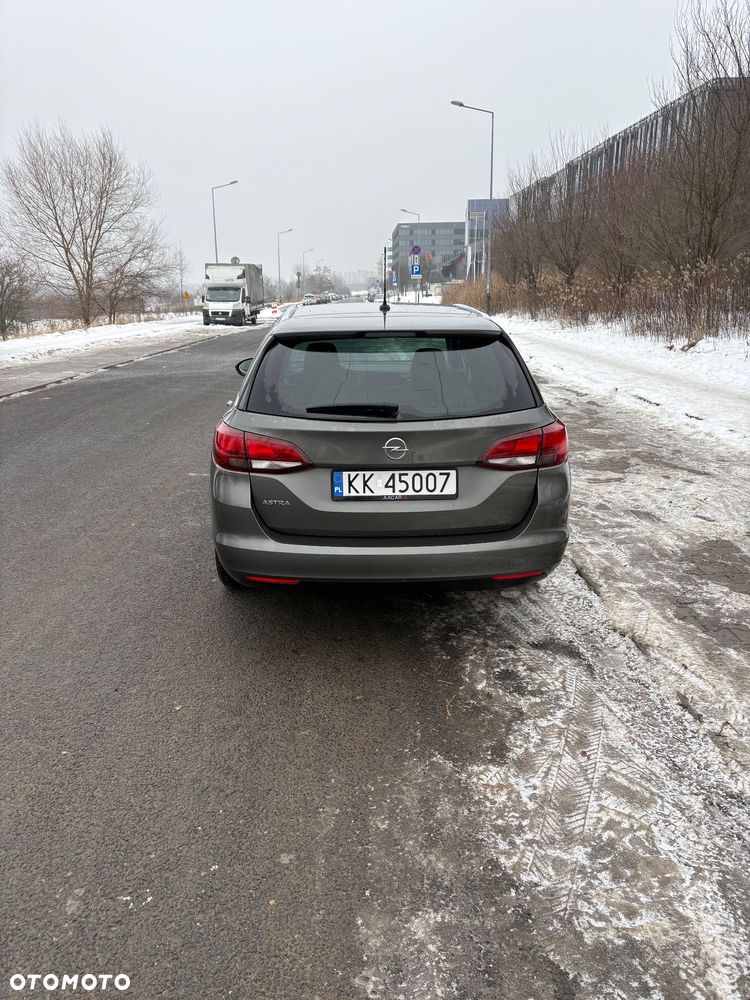 Opel Astra - 4