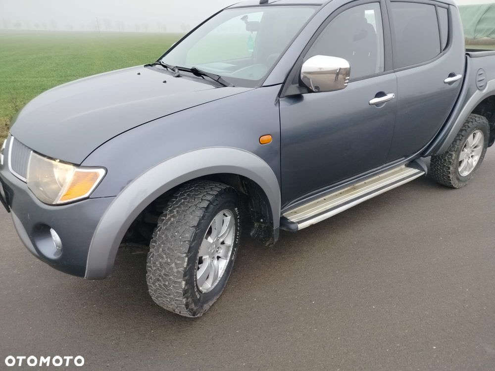 Mitsubishi L200 Pick Up 4x4 Inform Double Cab - 9