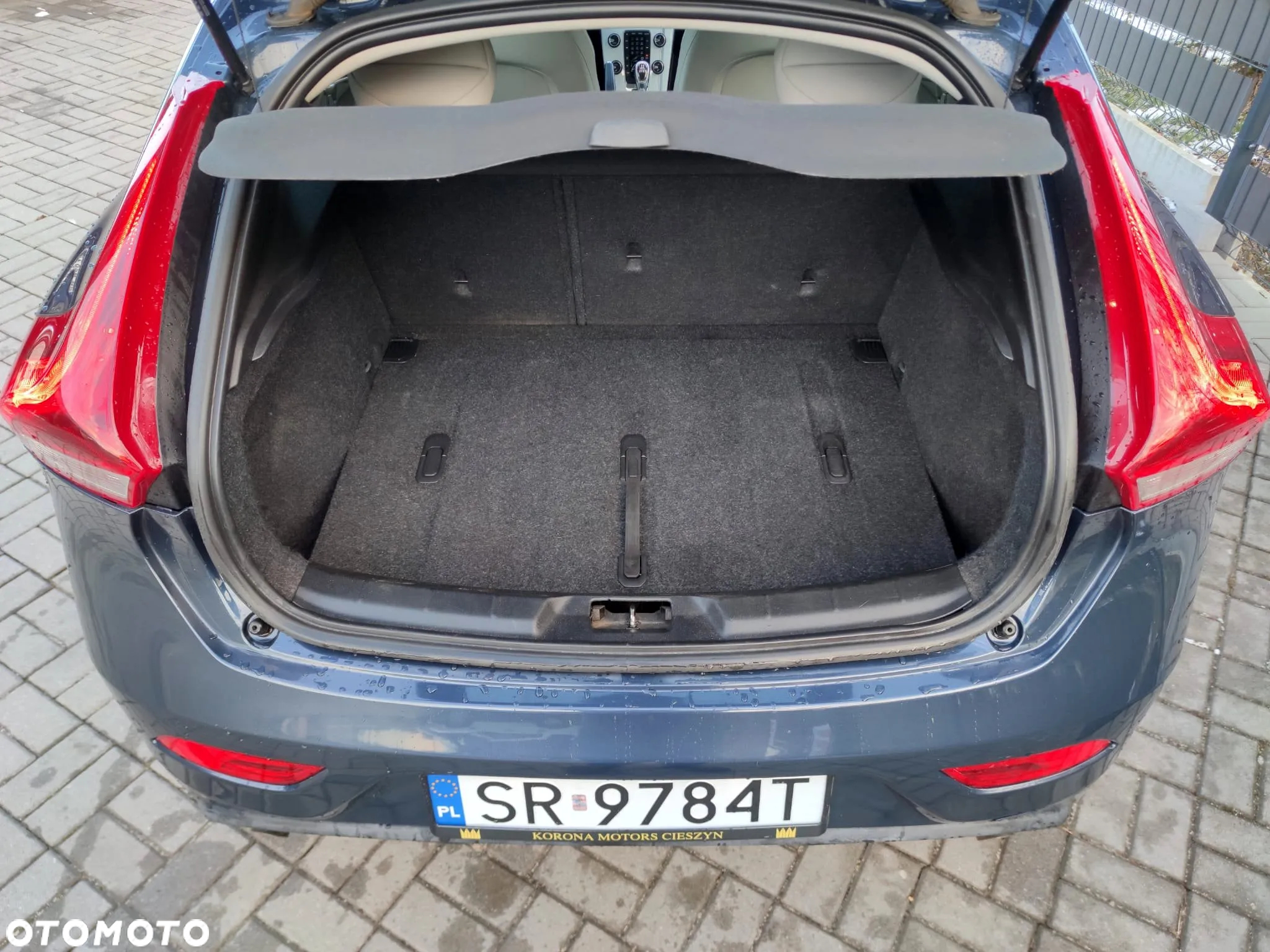 Volvo V40 D3 Momentum - 11