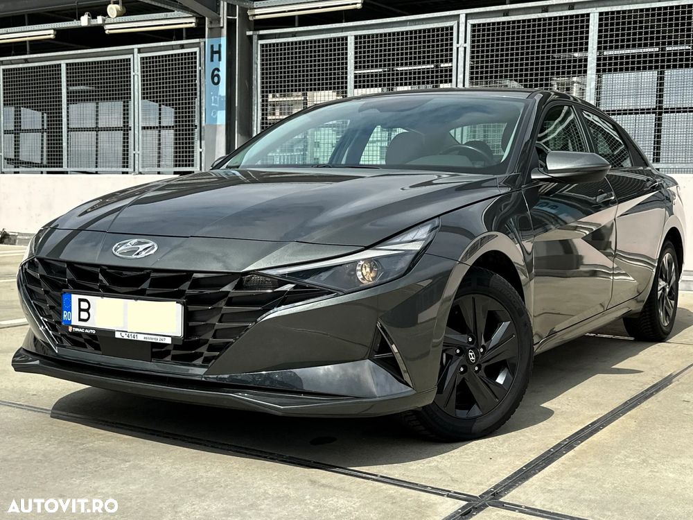 Hyundai Elantra 1.6 l 123 CP 6MT Highway - 1