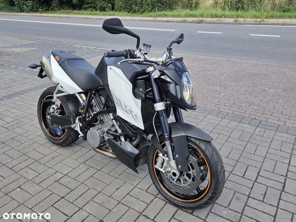 KTM Super Duke - 9