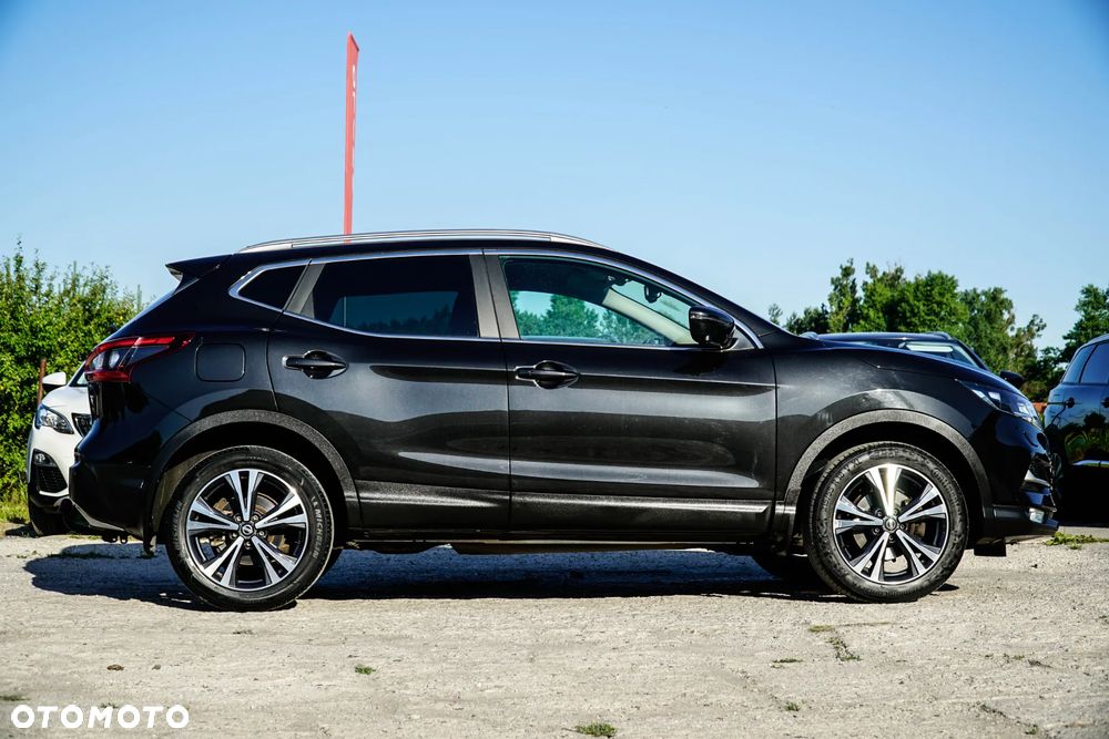 Nissan Qashqai 1.3 DIG-T AKARI - 5