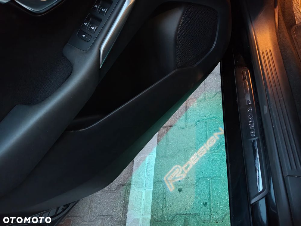 Volvo V40 D2 Momentum - 32