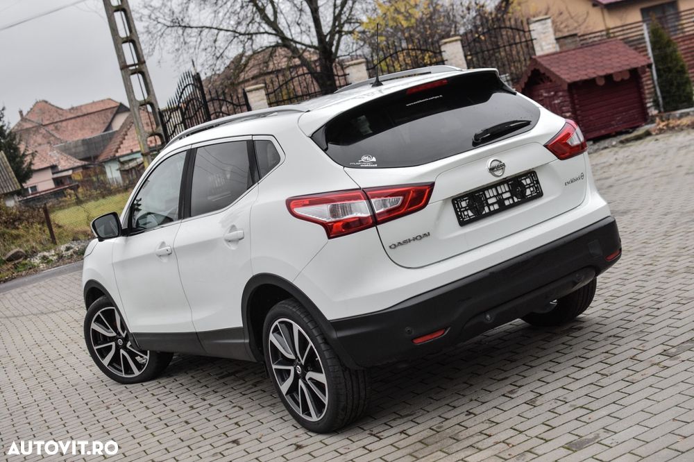 Nissan Qashqai 1.6 DCI ALL-MODE 4x4i TEKNA+ - 4