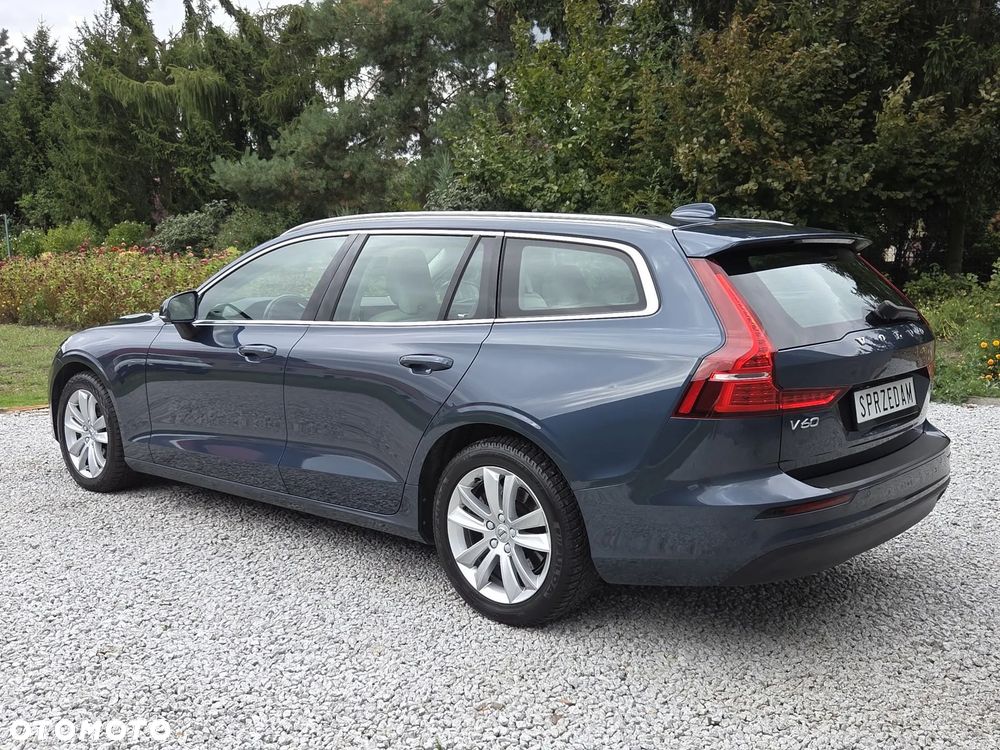 Volvo V60 D3 Momentum Pro - 23