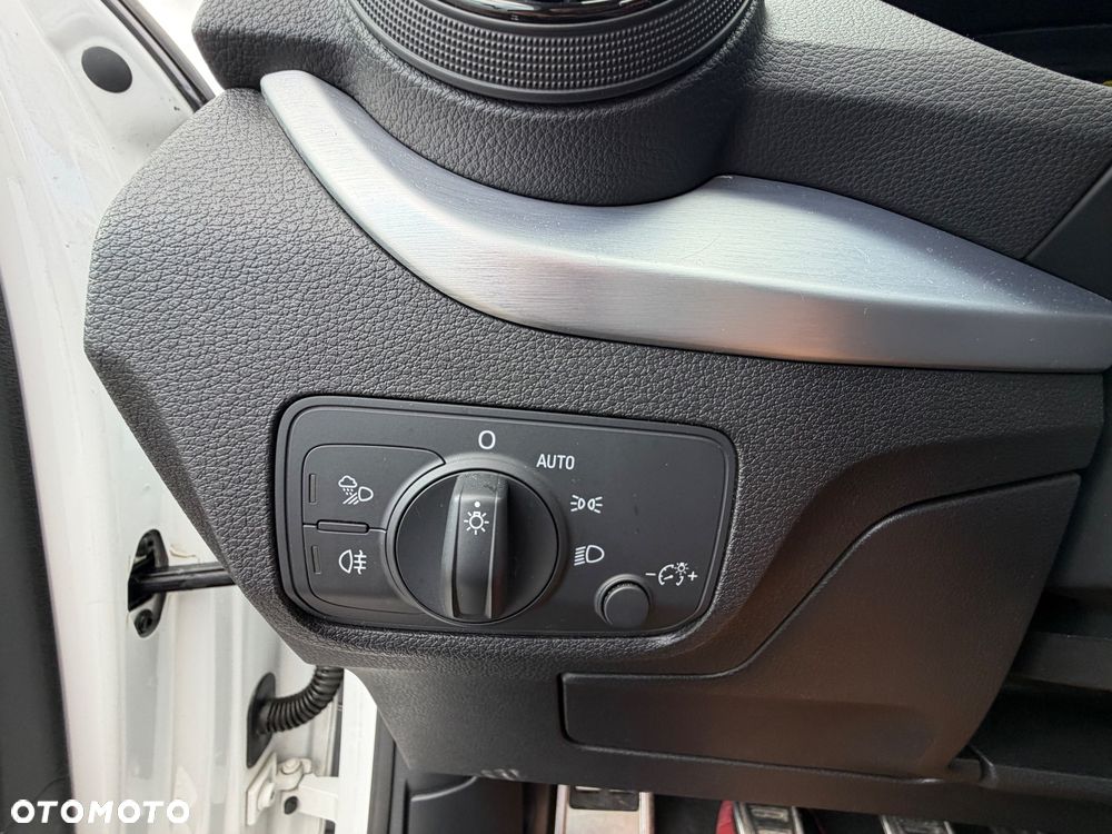 Audi Q2 - 19