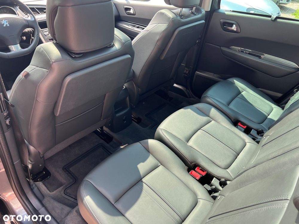 Peugeot 5008 HDI FAP 115 Business-Line - 14