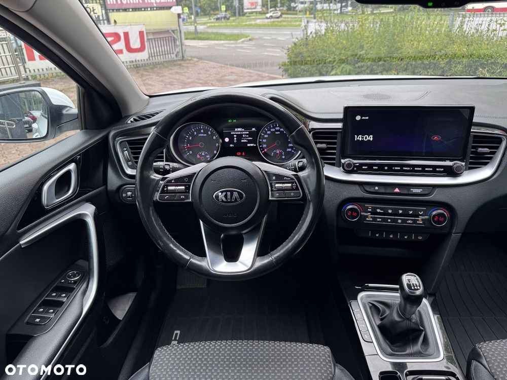 Kia XCeed 1.5 T-GDI Business Line - 11