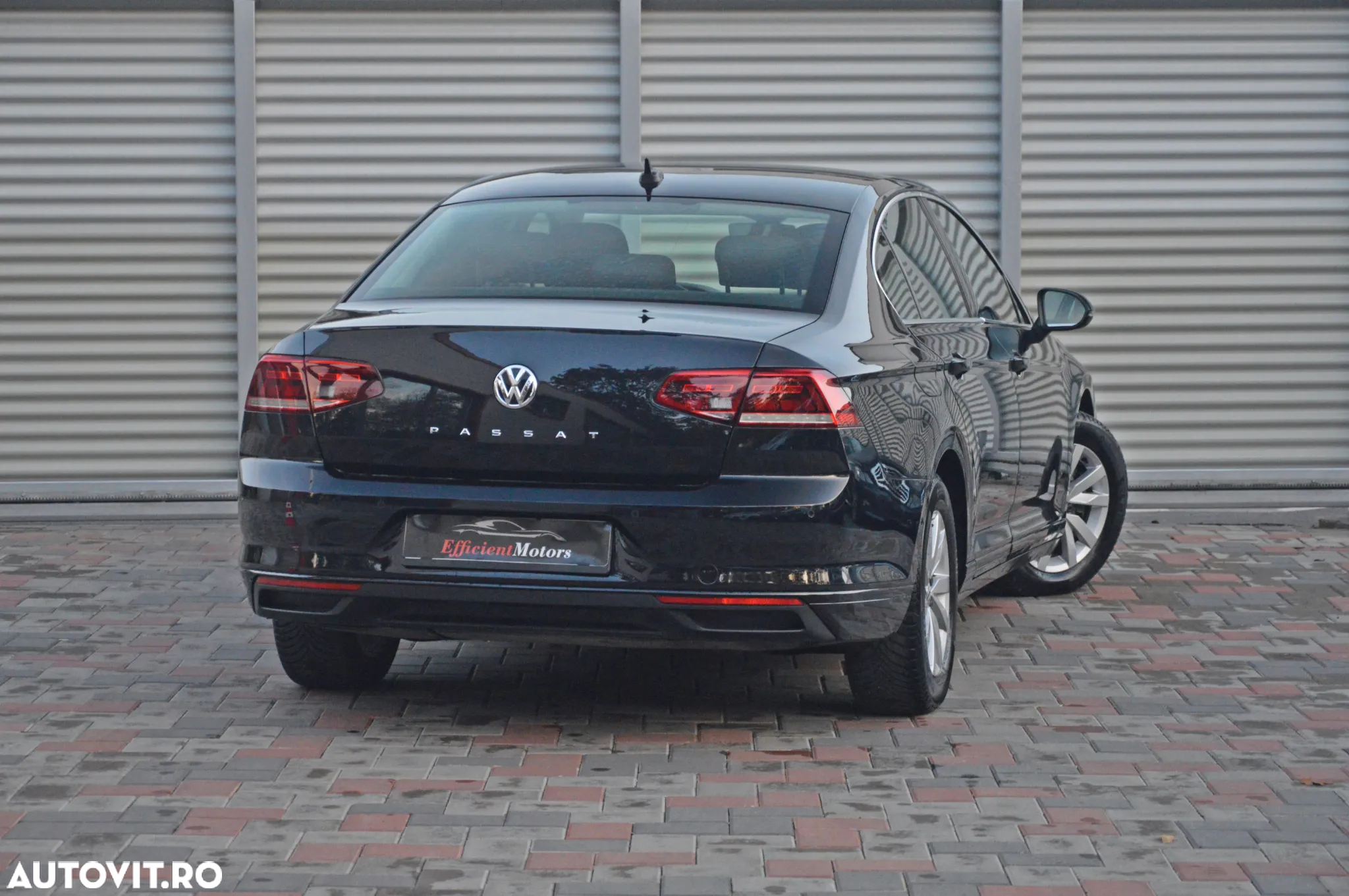 Volkswagen Passat 1.6 TDI (BlueMotion Technology) DSG Comfortline - 16