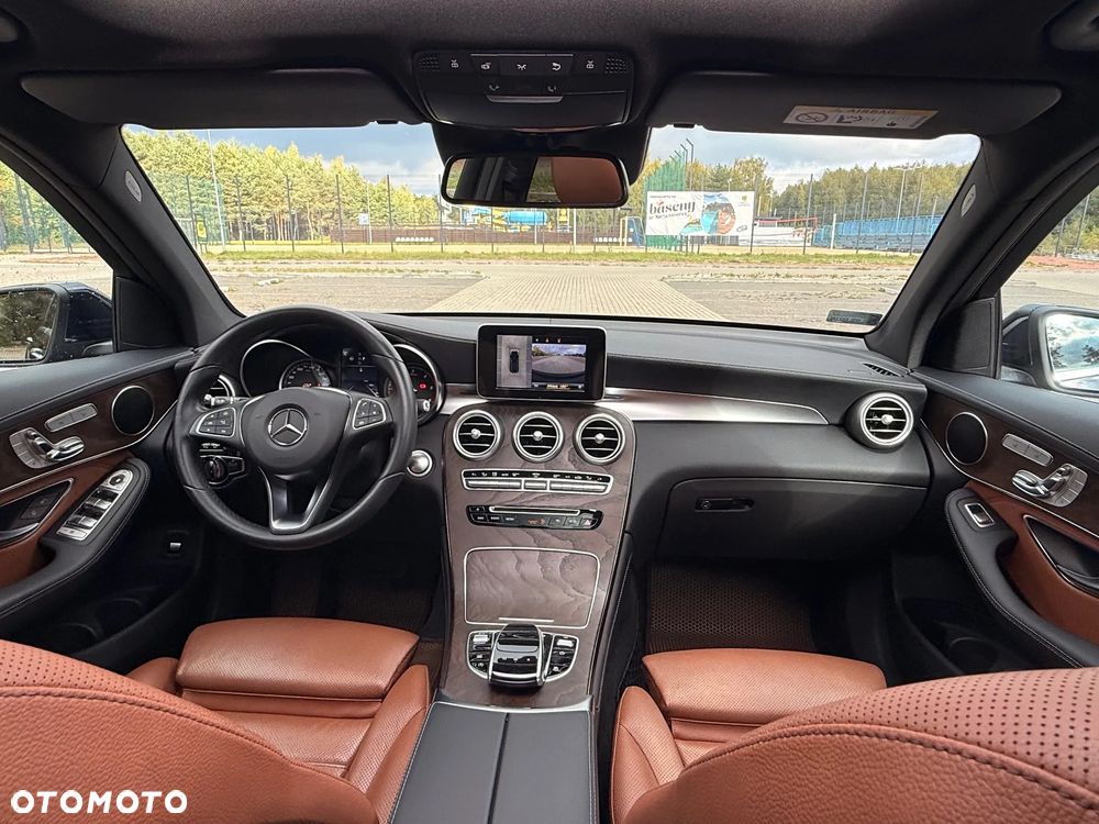 Mercedes-Benz GLC - 16