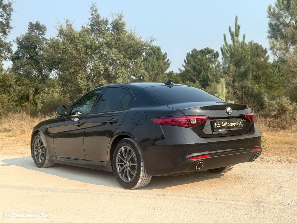 Alfa Romeo Giulia 2.2 D Super AT8 - 7
