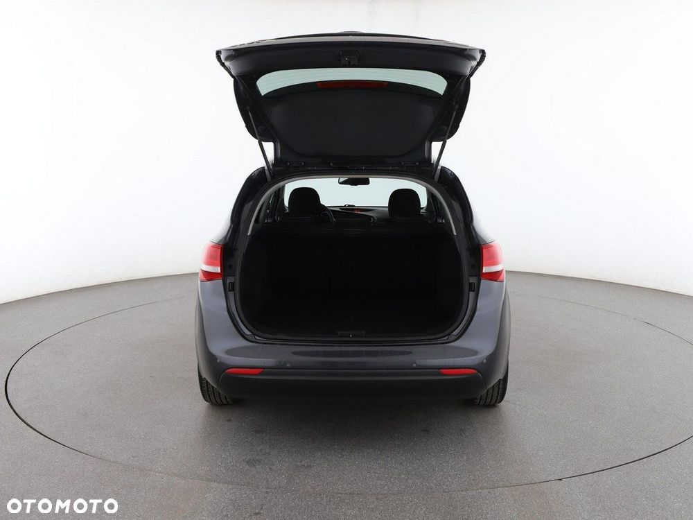 Kia Ceed 1.6 GDI ISG Dream-Team Edition - 19