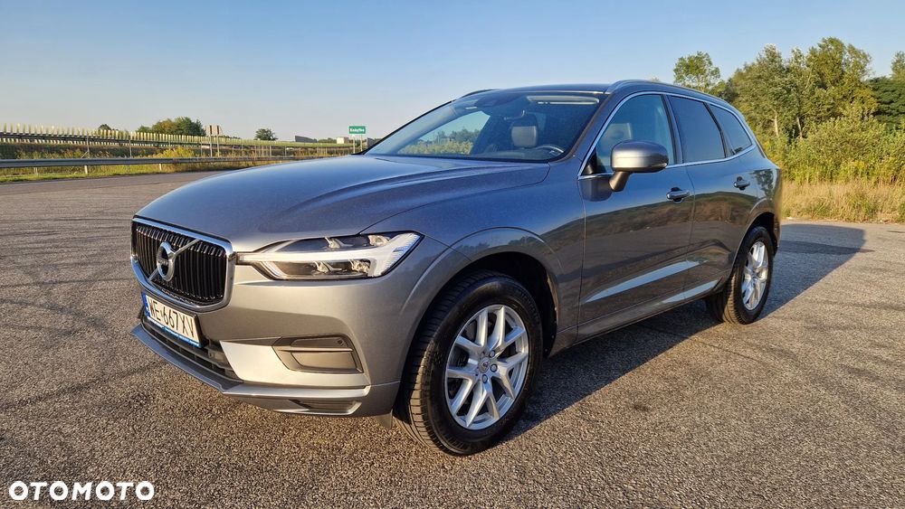Volvo XC 60 T4 Momentum Pro - 1