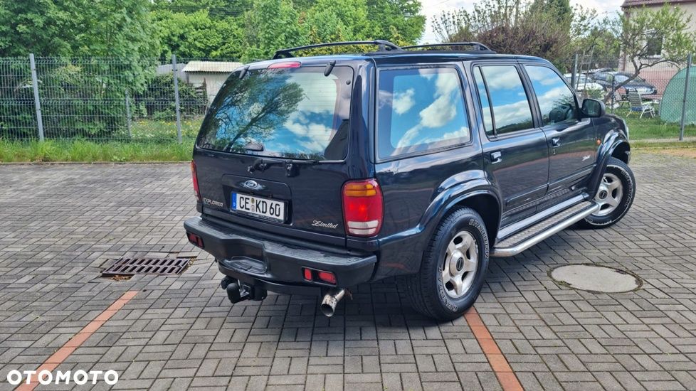 Ford Explorer - 7