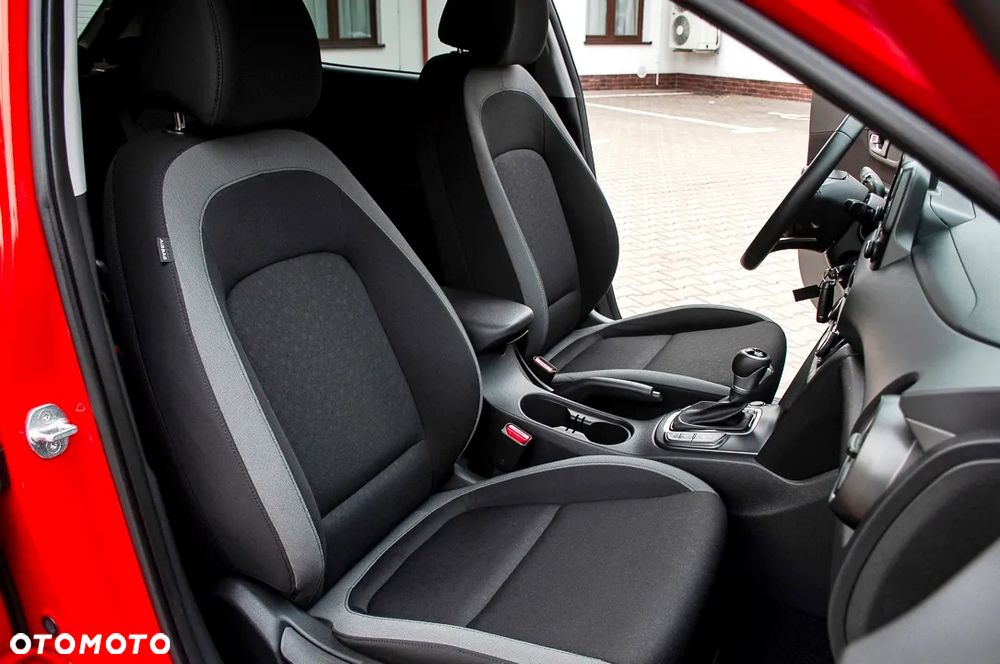 Hyundai Kona 1.6 T-GDI Style DCT - 36