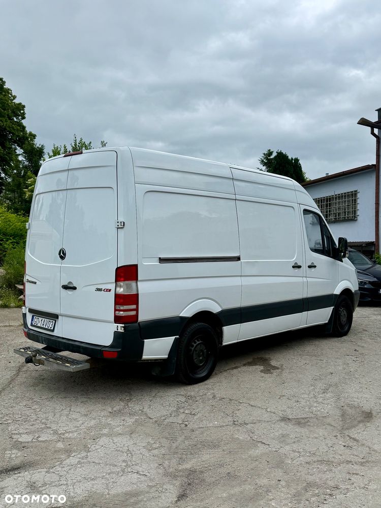Mercedes-Benz Sprinter - 5