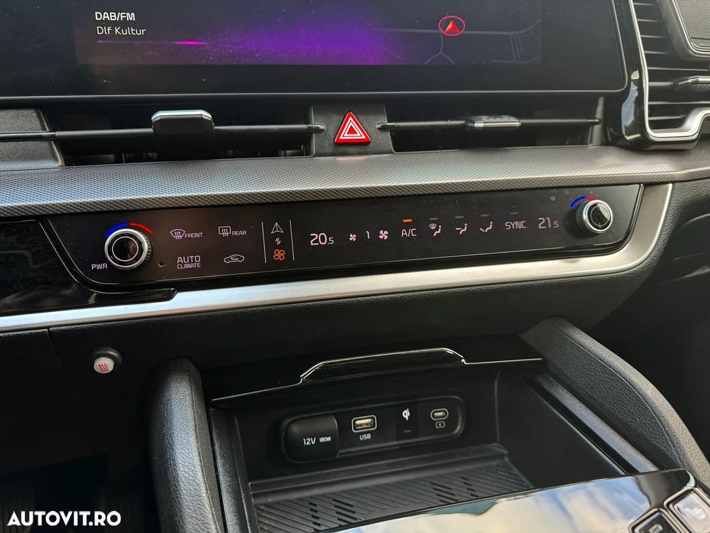 Kia Sportage 1.6 T-GDI AWD DCT Spirit - 12